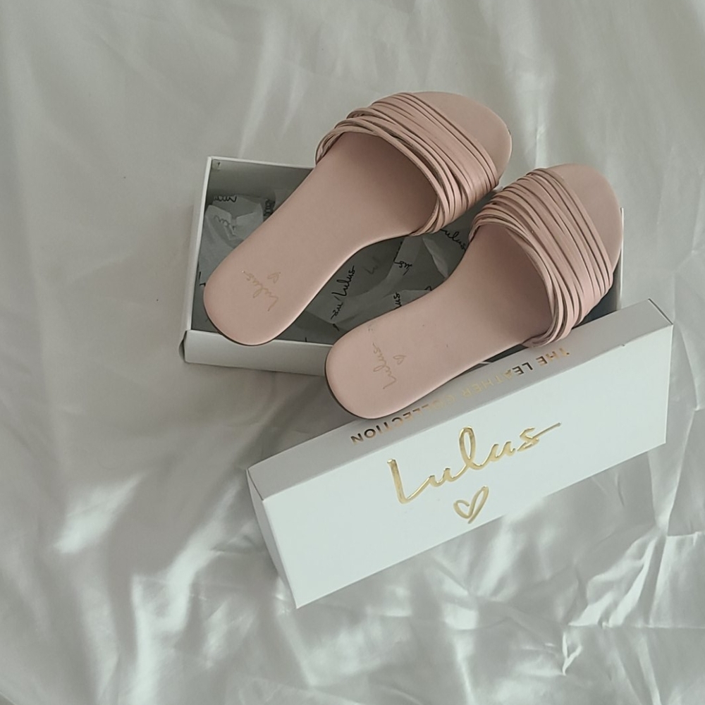 Worn once leather nude pink sandals